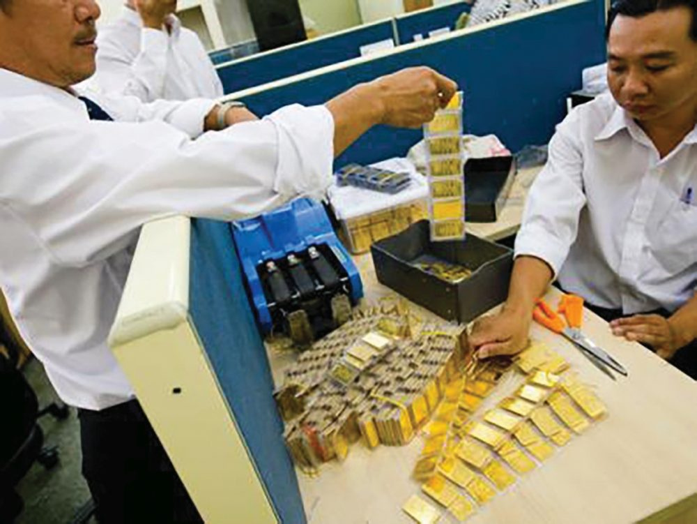 Huy động vàng trong dân: Cần nghĩ thoáng và bền vững hơn Huy động vàng trong dân: Cần nghĩ thoáng và bền vững hơn