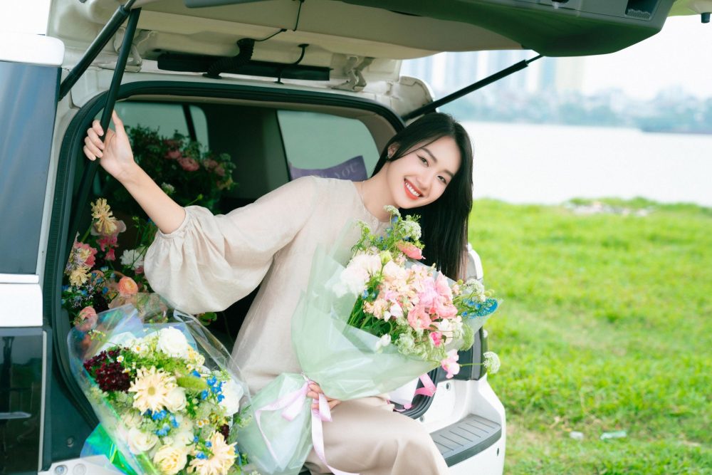 Bộ ảnh rực rỡ sắc màu của họa sĩ trẻ Phan Anh Thư trong không gian thiên nhiên giữa Thủ đô Bộ ảnh rực rỡ sắc màu của họa sĩ trẻ Phan Anh Thư trong không gian thiên nhiên giữa Thủ đô