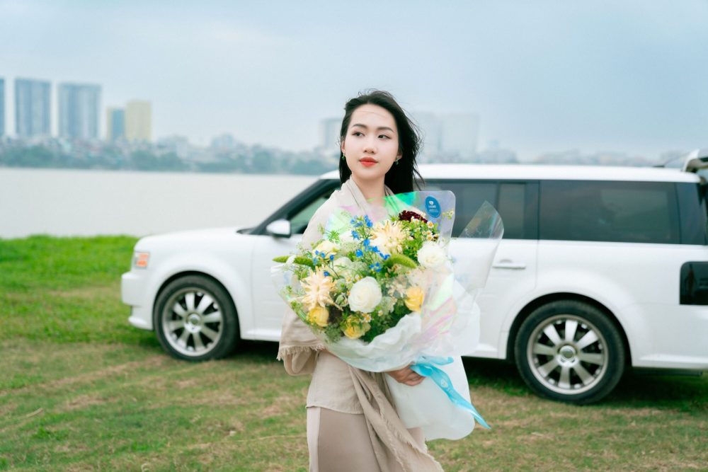 Bộ ảnh rực rỡ sắc màu của họa sĩ trẻ Phan Anh Thư trong không gian thiên nhiên giữa Thủ đô Bộ ảnh rực rỡ sắc màu của họa sĩ trẻ Phan Anh Thư trong không gian thiên nhiên giữa Thủ đô