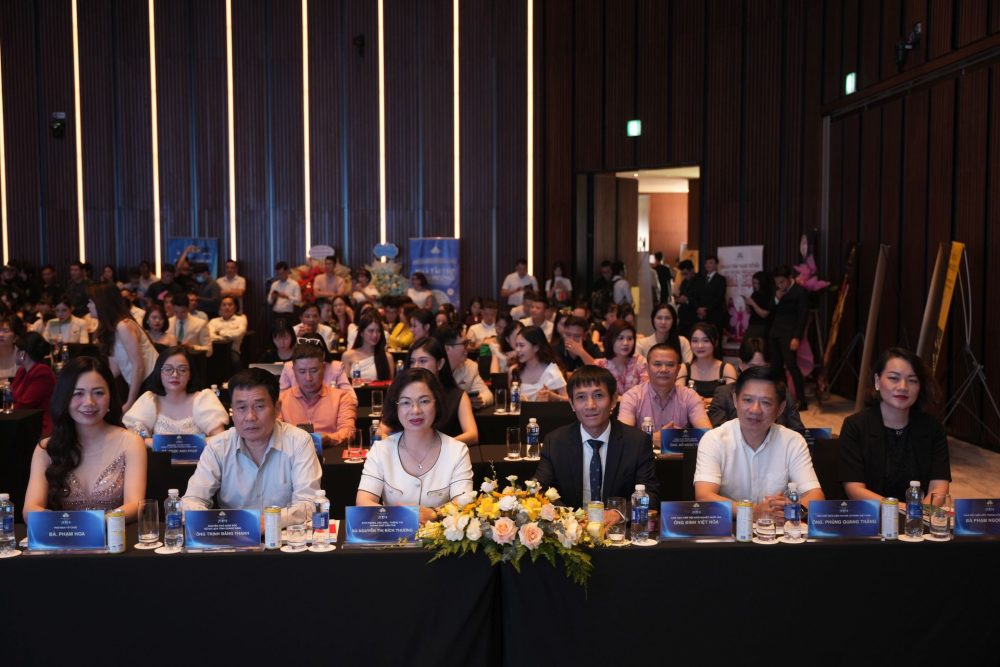 Khởi động cuộc thi Hoa hậu Du lịch Việt Nam 2024 Khởi động cuộc thi Hoa hậu Du lịch Việt Nam 2024