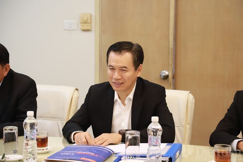 Thắt chặt quan hệ hợp tác doanh nghiệp Việt - Lào trong thời kỳ mới Thắt chặt quan hệ hợp tác doanh nghiệp Việt - Lào trong thời kỳ mới