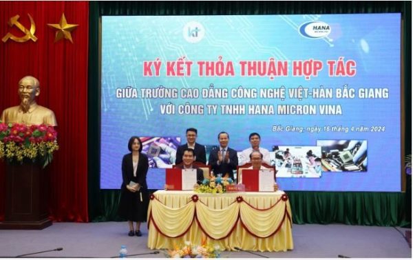 Bắc Giang: Tập trung xây dựng và phát triển nguồn nhân lực bán dẫn Bắc Giang: Tập trung xây dựng và phát triển nguồn nhân lực bán dẫn