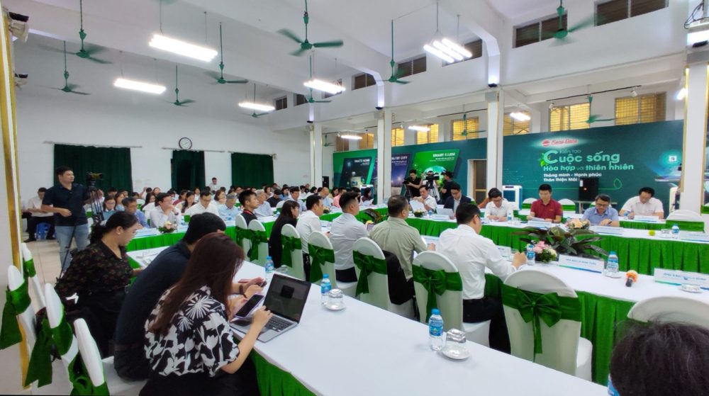 Khát vọng Rạng Đông - 60 năm hành trình theo chân Bác Khát vọng Rạng Đông - 60 năm hành trình theo chân Bác