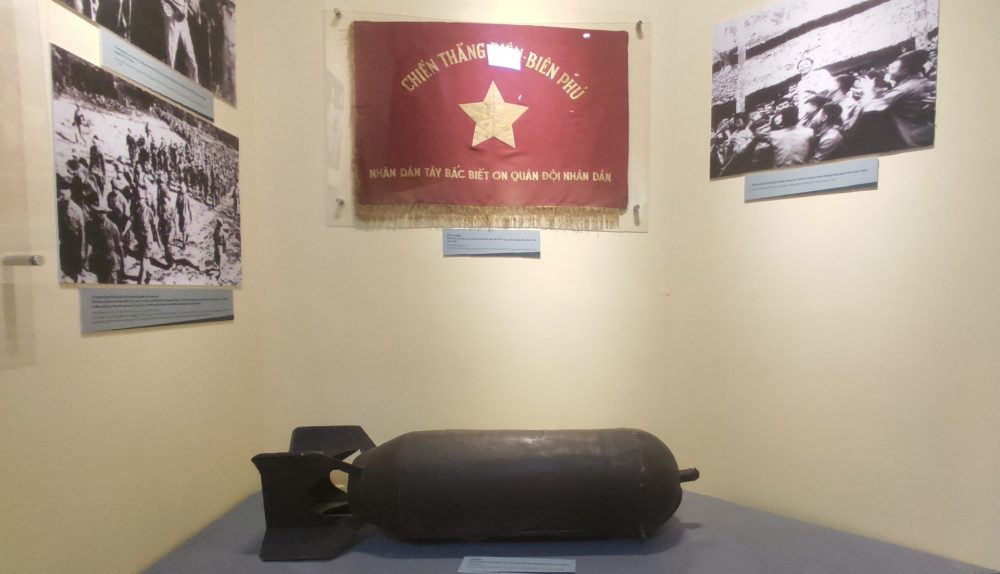 Bảo tàng Lịch sử quốc gia trưng bày chuyên đề “Điện Biên Phủ - Tinh thần bất diệt” Bảo tàng Lịch sử quốc gia trưng bày chuyên đề “Điện Biên Phủ - Tinh thần bất diệt”