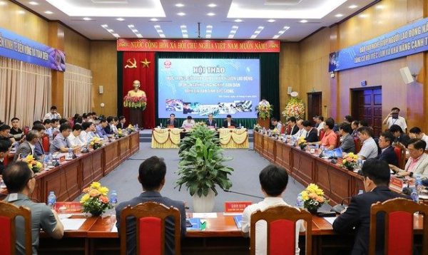 Bắc Giang: Tập trung xây dựng và phát triển nguồn nhân lực bán dẫn Bắc Giang: Tập trung xây dựng và phát triển nguồn nhân lực bán dẫn