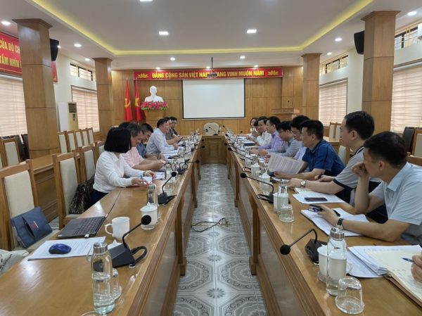 Cùng địa phương đẩy mạnh phát triển CNHT