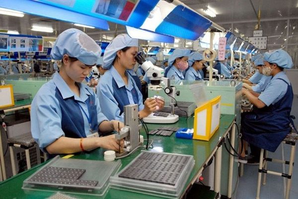 Nhiều dự báo khả quan cho sản xuất công nghiệp quý II/2024