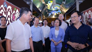 Cầu đi bộ Trần Nhật Duật trở thành không gian nghệ thuật công cộng Cầu đi bộ Trần Nhật Duật trở thành không gian nghệ thuật công cộng