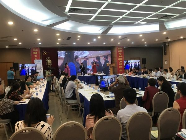 “Tư tưởng Hồ Chí Minh với văn hóa kinh doanh”