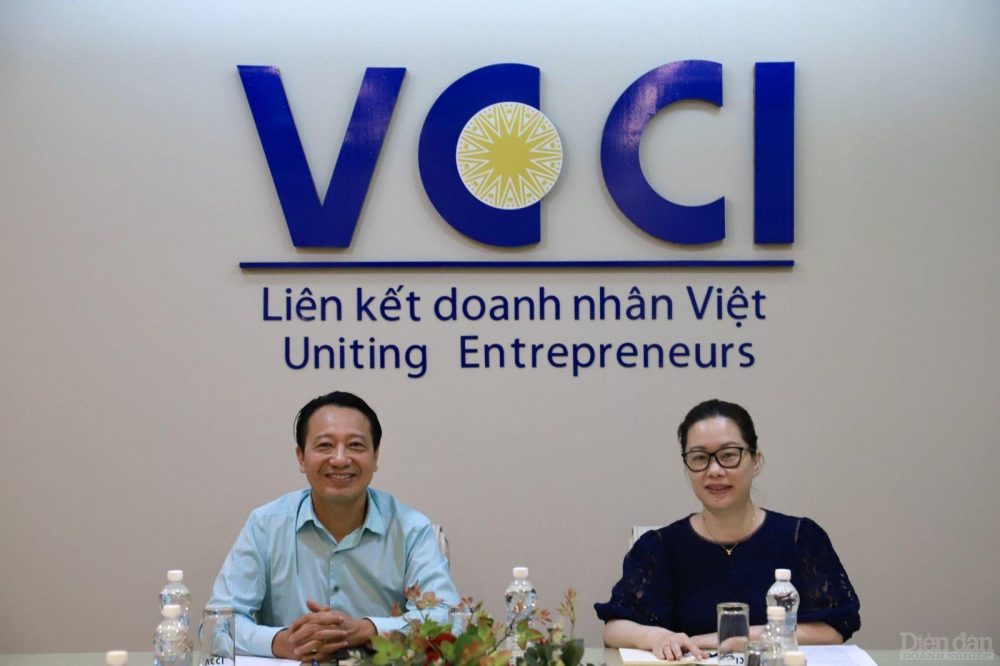 Giải pháp nâng cao chất lượng tham mưu của Văn phòng Đảng ủy VCCI trong giai đoạn hiện nay Giải pháp nâng cao chất lượng tham mưu của Văn phòng Đảng ủy VCCI trong giai đoạn hiện nay