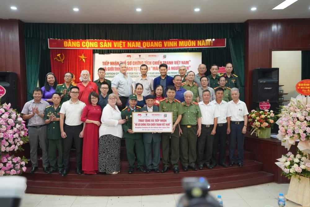 Lễ tiếp nhận Hồ sơ Chứng tích Chiến tranh Việt Nam Lễ tiếp nhận Hồ sơ Chứng tích Chiến tranh Việt Nam