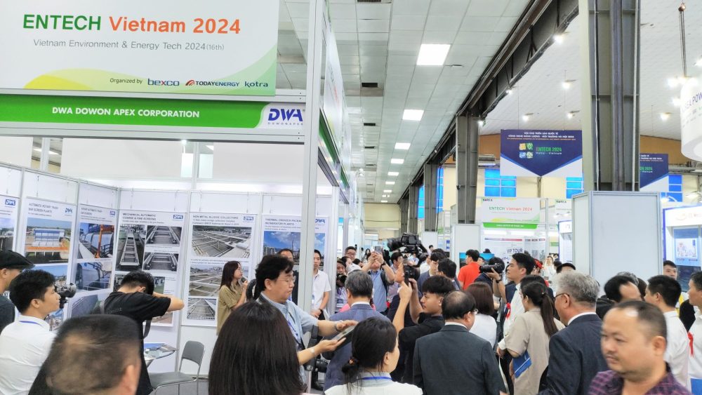 Khai mạc Triển lãm công nghệ năng lượng và môi trường - ENTECH HANOI 2024 Khai mạc Triển lãm công nghệ năng lượng và môi trường - ENTECH HANOI 2024