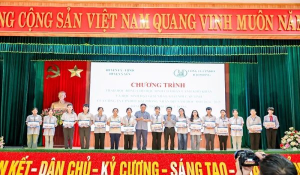 Công ty cổ phần xây dựng hạ tầng Đại Phong tỉnh Nam Định: Lá cờ đầu trong phong trào “Thực hiện các hoạt động an sinh xã hội” Công ty cổ phần xây dựng hạ tầng Đại Phong tỉnh Nam Định: Lá cờ đầu trong phong trào “Thực hiện các hoạt động an sinh xã hội”