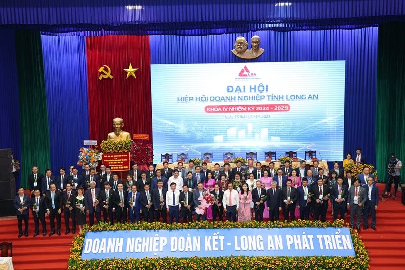 VCCI cam kết sẽ luôn đồng hành cùng Hiệp hội Doanh nghiệp tỉnh Long An VCCI cam kết sẽ luôn đồng hành cùng Hiệp hội Doanh nghiệp tỉnh Long An