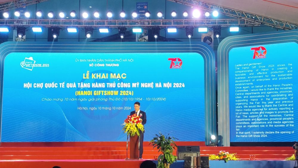 Khai mạc Hội chợ quốc tế Quà tặng hàng thủ công mỹ nghệ Hà Nội 2024