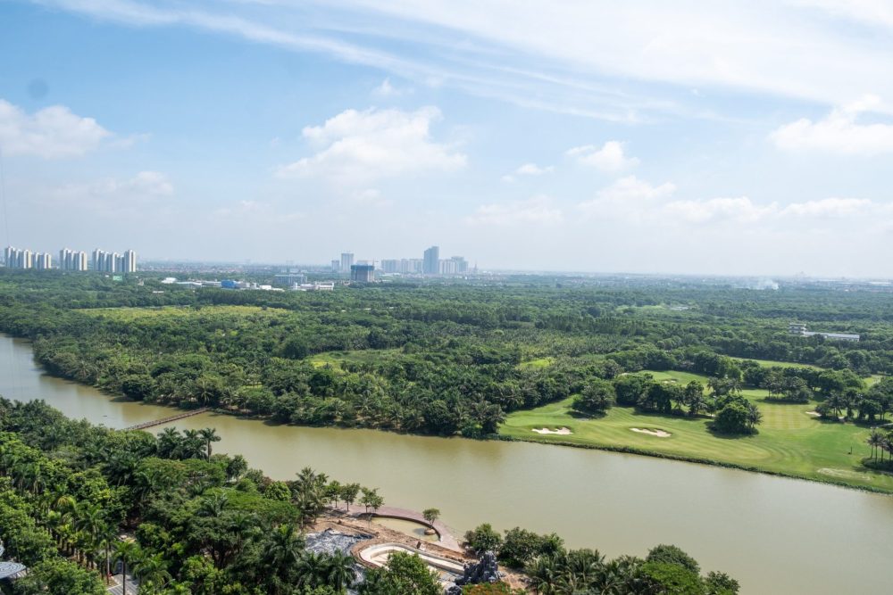 Trường đại học có ký túc xá tiện nghi như villa nghỉ dưỡng