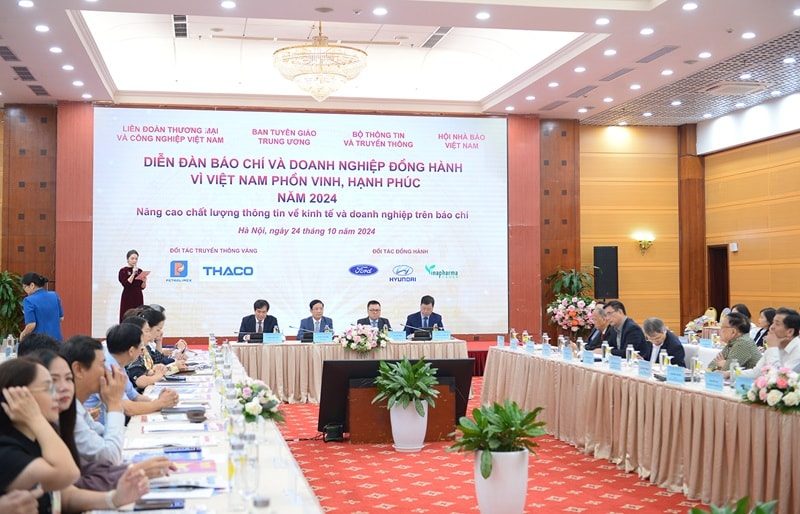 Diễn đàn “Báo chí và Doanh nghiệp đồng hành vì Việt Nam phồn vinh, hạnh phúc” lần thứ Hai - năm 2024 Diễn đàn “Báo chí và Doanh nghiệp đồng hành vì Việt Nam phồn vinh, hạnh phúc” lần thứ Hai - năm 2024