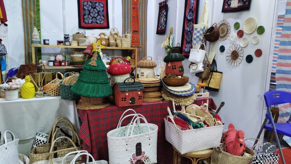 Khai mạc Hội chợ quốc tế Quà tặng hàng thủ công mỹ nghệ Hà Nội 2024 Khai mạc Hội chợ quốc tế Quà tặng hàng thủ công mỹ nghệ Hà Nội 2024