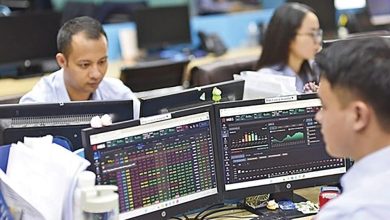 Chứng khoán tiếp tục điều chỉnh, tích luỹ