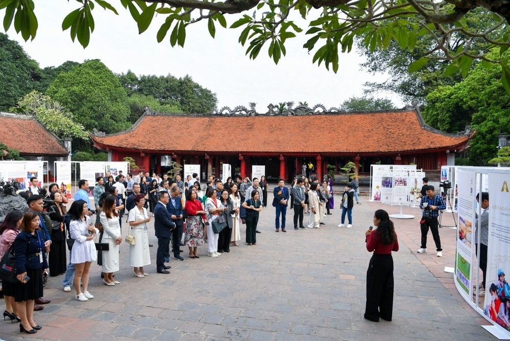 Triển lãm hành động vì cộng đồng – Human Act Prize 2024 Triển lãm hành động vì cộng đồng – Human Act Prize 2024