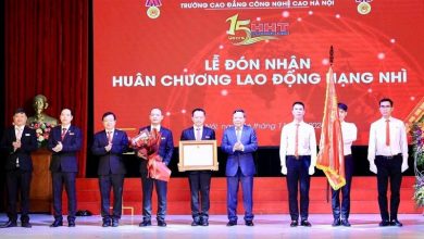 Lễ kỷ niệm 15 năm thành lập Trường Cao đẳng Công nghệ cao Hà Nội đón nhận Huân chương Lao động hạng Nhì