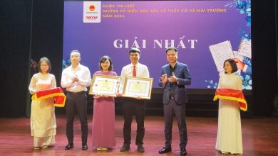 Trao giải cuộc thi viết “Những kỷ niệm sâu sắc về thầy cô và mái trường” năm 2024