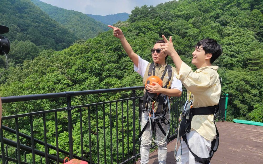 Khám phá văn hóa, du lịch Hàn Quốc qua chương trình truyền hình thực tế “Đi thôi Anh Lee” Khám phá văn hóa, du lịch Hàn Quốc qua chương trình truyền hình thực tế “Đi thôi Anh Lee”