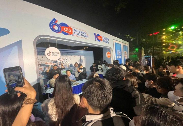 60 giờ săn khuyến mãi toàn quốc: Online Friday 2024 đang đến gần 60 giờ săn khuyến mãi toàn quốc: Online Friday 2024 đang đến gần