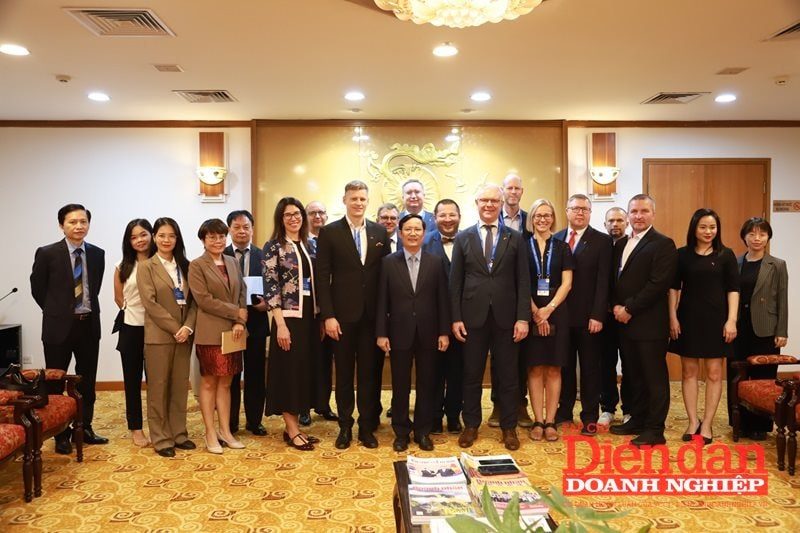 Khai thác cơ hội chuyển đổi số thông qua hợp tác doanh nghiệp Việt Nam - Estonia Khai thác cơ hội chuyển đổi số thông qua hợp tác doanh nghiệp Việt Nam - Estonia