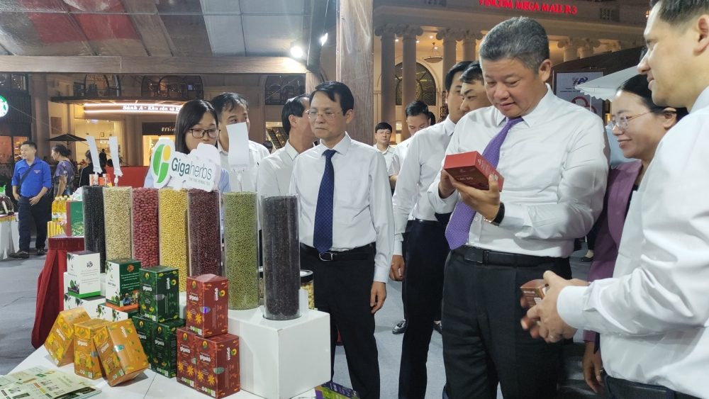 Khai mạc Hội chợ Đặc sản Vùng miền Việt Nam 2024