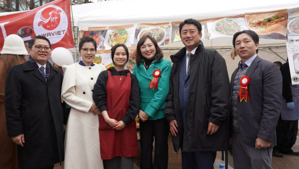 Thổi hồn dần tộc trong chuỗi sự kiện “Xuân quê hương - Tết Việt Amagasaki lần thứ 5” Thổi hồn dần tộc trong chuỗi sự kiện “Xuân quê hương - Tết Việt Amagasaki lần thứ 5”