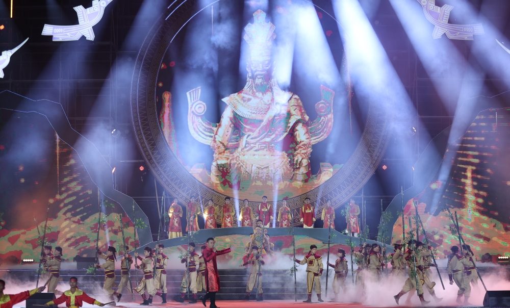 Khai mạc Chương trình nghệ thuật chính luận “Cùng nhau giữ nước”