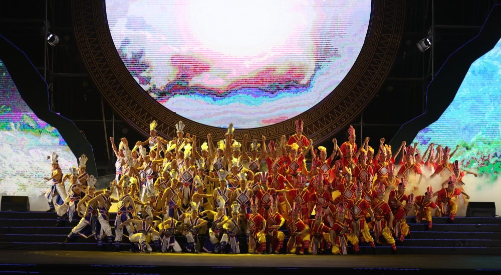 Khai mạc Chương trình nghệ thuật chính luận “Cùng nhau giữ nước”