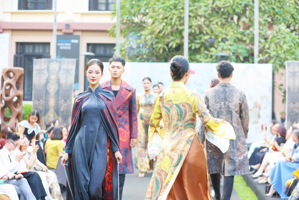 “Khơi dậy Tinh hoa, Nối dài Di sản” tôn vinh giá trị văn hóa, di sản Việt Nam