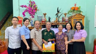 Thành phố Lào Cai làm tốt công tác người có công với cách mạng Thành phố Lào Cai làm tốt công tác người có công với cách mạng