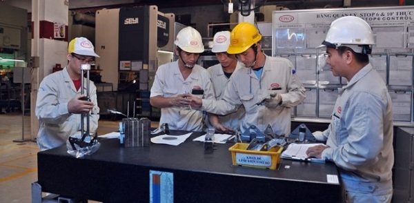 Chú trọng phát triển công nghiệp hỗ trợ, tăng sức hấp dẫn thu hút đầu tư nước ngoài