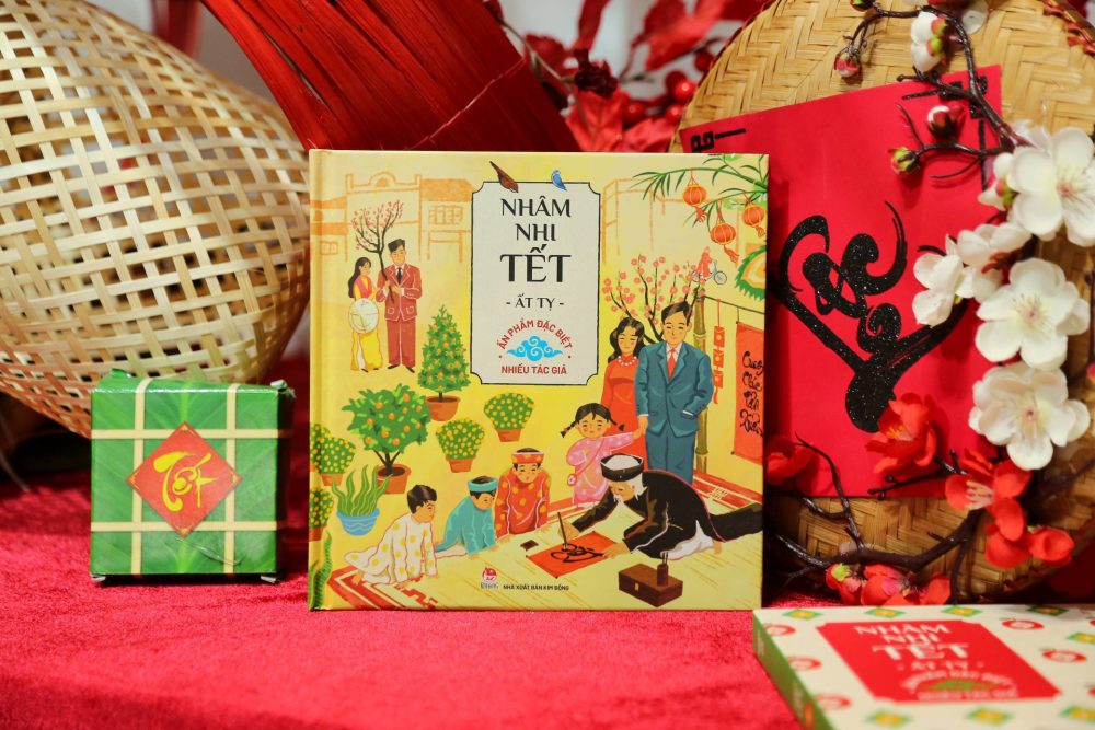 Ấn phẩm Nhâm nhi Tết Ất Tỵ gắn kết gia đình với truyền thống và cội nguồn Ấn phẩm Nhâm nhi Tết Ất Tỵ gắn kết gia đình với truyền thống và cội nguồn