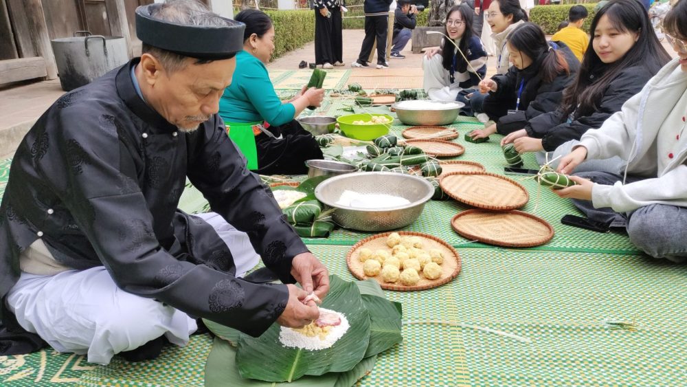 “Trải nghiệm Tết truyền thống” tại Bảo tàng dân tộc học Việt Nam “Trải nghiệm Tết truyền thống” tại Bảo tàng dân tộc học Việt Nam
