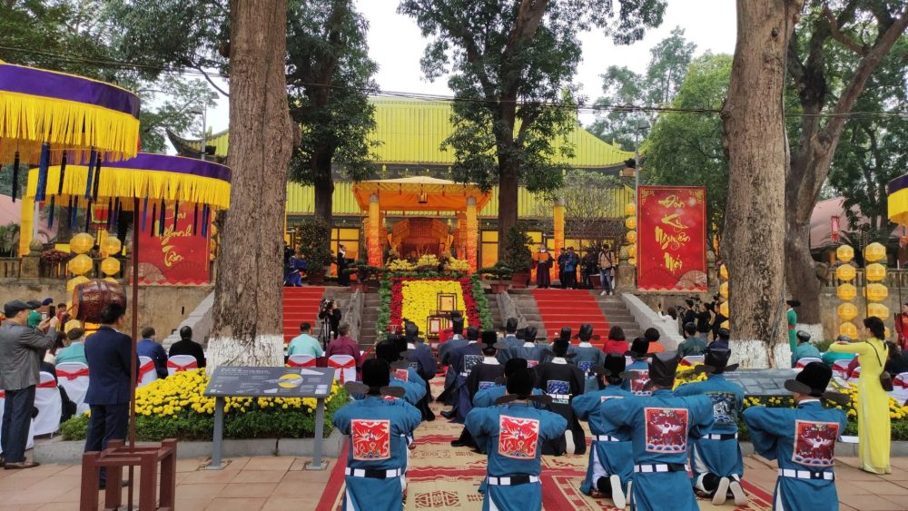 Tái hiện nghi lễ “Tống cựu nghinh tân” tại Khu di sản Hoàng thành Thăng Long – Hà Nội Tái hiện nghi lễ “Tống cựu nghinh tân” tại Khu di sản Hoàng thành Thăng Long – Hà Nội