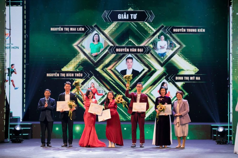 Herbalife Việt Nam vinh danh 12 Ứng viên xuất sắc nhất của Cuộc Thi “Tôi Khỏe Đẹp Hơn 2024” Herbalife Việt Nam vinh danh 12 Ứng viên xuất sắc nhất của Cuộc Thi “Tôi Khỏe Đẹp Hơn 2024”