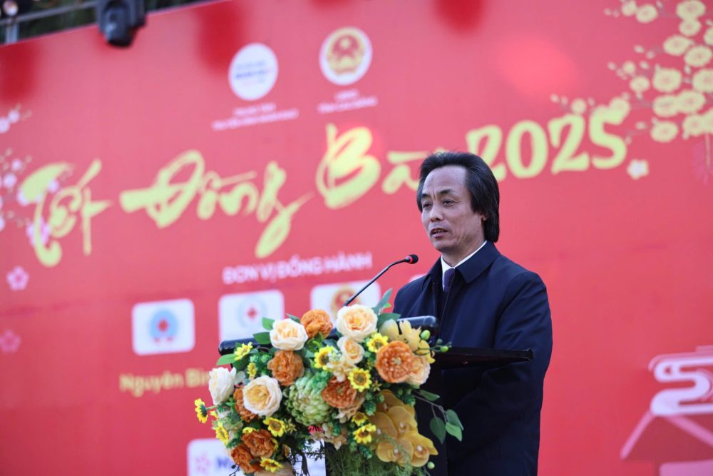 Hành trình đong đầy yêu thương của Hành trình đong đầy yêu thương của