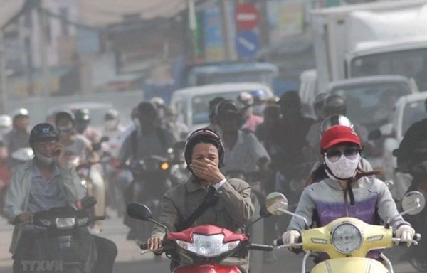 Gần 3 triệu xe máy xăng bán ra, doanh nghiệp nước ngoài hưởng lợi, môi trường ô nhiễm nặng nề Gần 3 triệu xe máy xăng bán ra, doanh nghiệp nước ngoài hưởng lợi, môi trường ô nhiễm nặng nề