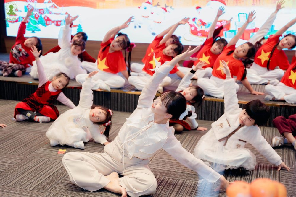 Người truyền cảm hứng mạnh mẽ về tình yêu yoga cho thế hệ tương lai Người truyền cảm hứng mạnh mẽ về tình yêu yoga cho thế hệ tương lai