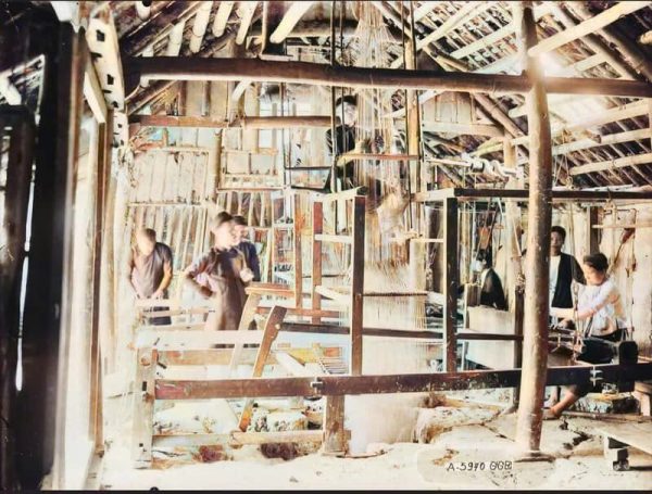 Hai làng nghề Gốm sứ Bát Tràng và Dệt lụa Vạn Phúc là thành viên Mạng lưới các Thành phố thủ công sáng tạo toàn cầu
