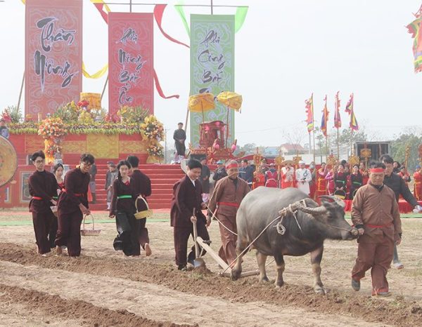 Khai hội Tịch điền Đọi Sơn năm 2025 Khai hội Tịch điền Đọi Sơn năm 2025