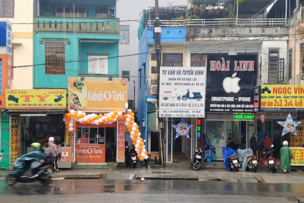 Quản lý vỉa hè: Cân bằng giữa trật tự đô thị, sinh kế và phát triển kinh tế Quản lý vỉa hè: Cân bằng giữa trật tự đô thị, sinh kế và phát triển kinh tế