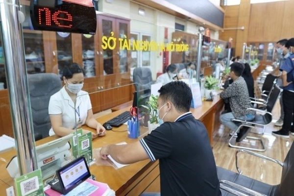 Nghị định 67/2025/NĐ - CP, sửa đổi, bổ sung 4 nhóm đối tượng hưởng chính sách với cán bộ, công chức, lực lượng vũ trang Nghị định 67/2025/NĐ - CP, sửa đổi, bổ sung 4 nhóm đối tượng hưởng chính sách với cán bộ, công chức, lực lượng vũ trang