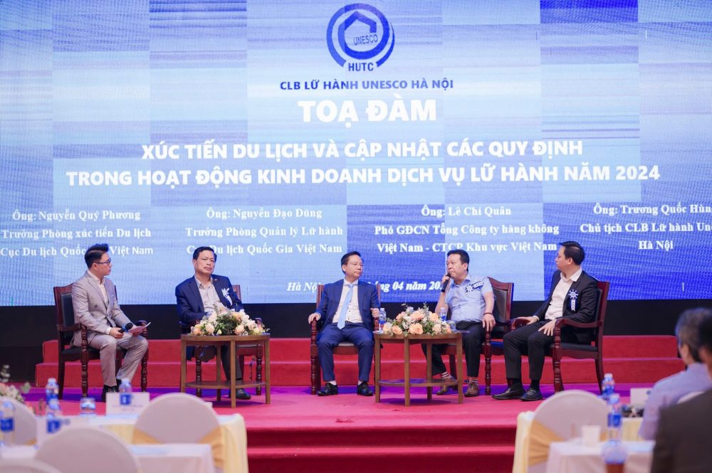 Hấp dẫn các hoạt động kỷ niệm 15 năm thành lập CLB Lữ hành Unesco Hà Nội Hấp dẫn các hoạt động kỷ niệm 15 năm thành lập CLB Lữ hành Unesco Hà Nội