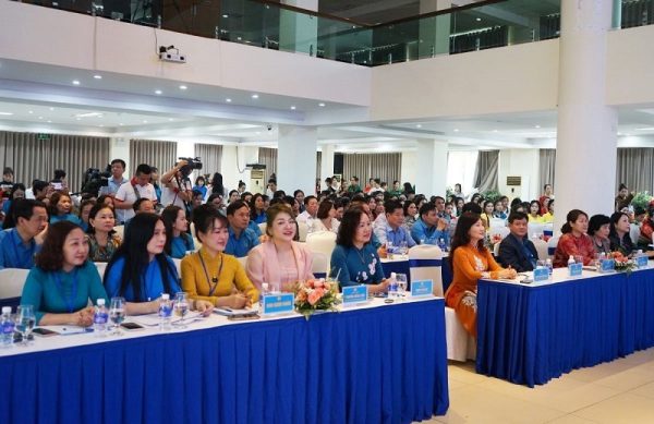 Ngày hội “Nữ đoàn viên Công đoàn tài năng - duyên dáng xứ Thanh” năm 2025 Ngày hội “Nữ đoàn viên Công đoàn tài năng - duyên dáng xứ Thanh” năm 2025