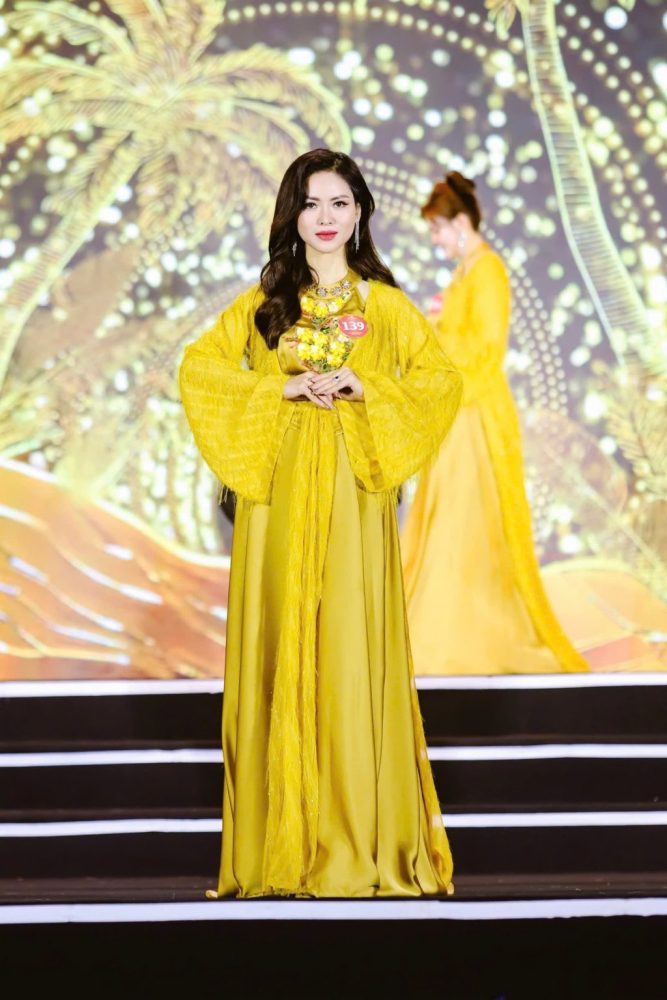 Á hậu Thu Huyền: Hoạt động kinh doanh bất động sản khởi sắc hơn sau danh vị mới từ Hoa hậu Doanh nhân Việt Nam 2025 Á hậu Thu Huyền: Hoạt động kinh doanh bất động sản khởi sắc hơn sau danh vị mới từ Hoa hậu Doanh nhân Việt Nam 2025